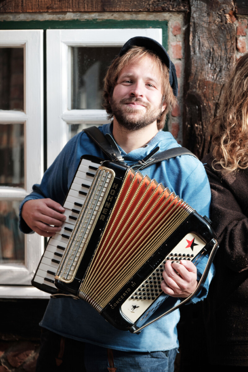 Kinderliedermacher LiedeLlukas